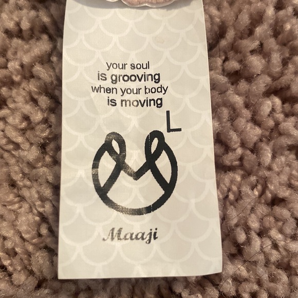 Open back tank maaji size large - Picture 3 of 3